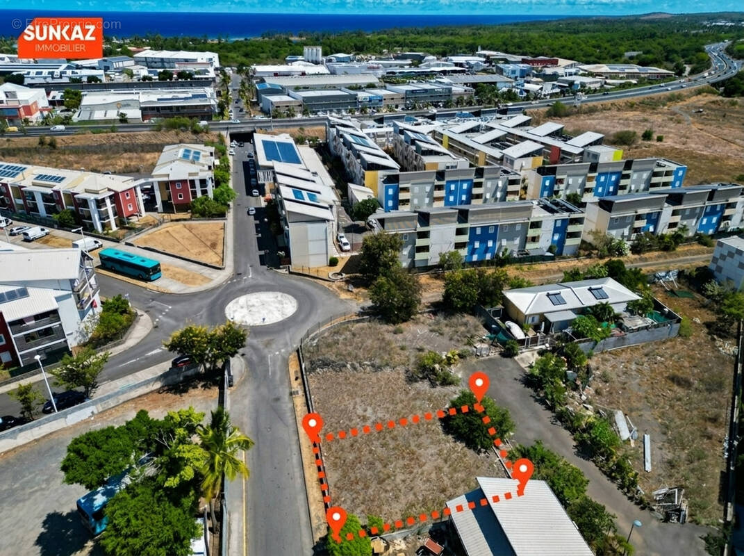 Terrain à SAINT-LOUIS