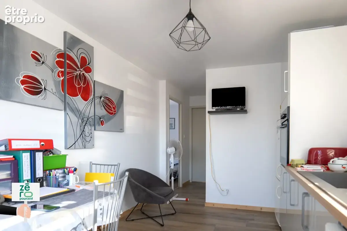 Ensemble immobilier récent de plain-pied à Saint-Michel-en-l’Herm   Maison de 110 m2 et logement indépendant - photo 25