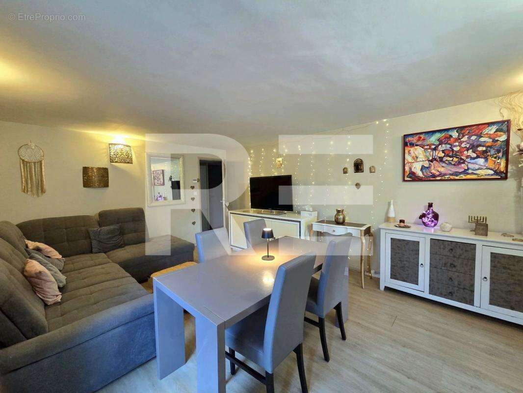 Appartement à NIMES
