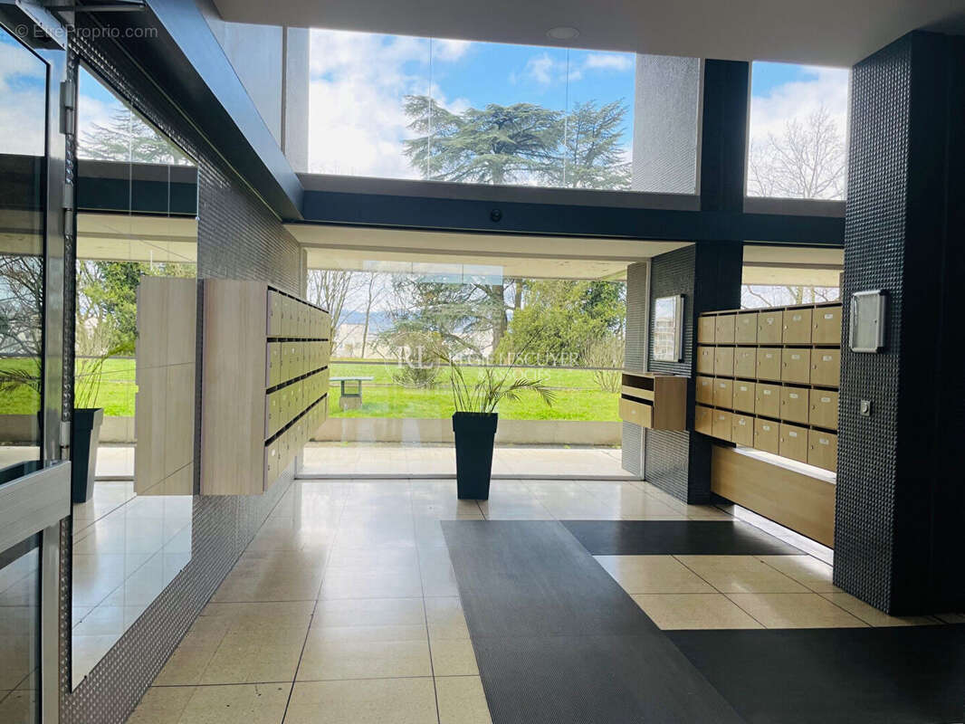 Appartement à LYON-5E