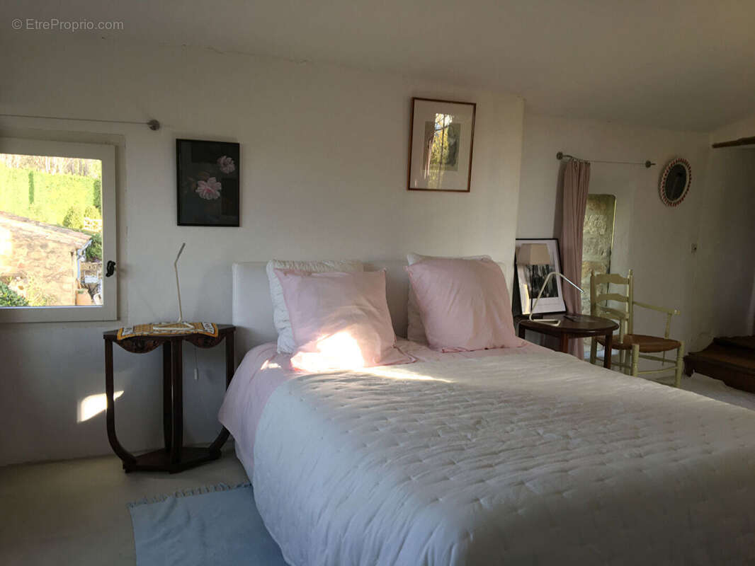 Maison à VAISON-LA-ROMAINE