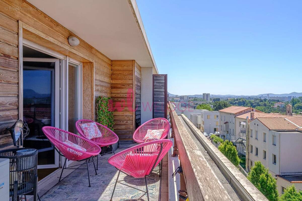 Appartement à MARSEILLE-14E