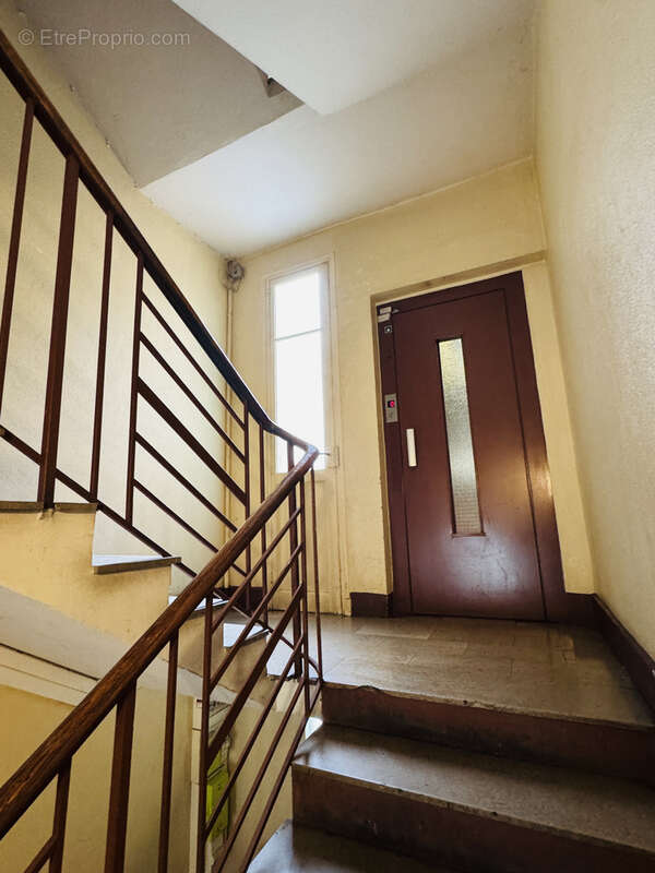 Appartement à LYON-6E