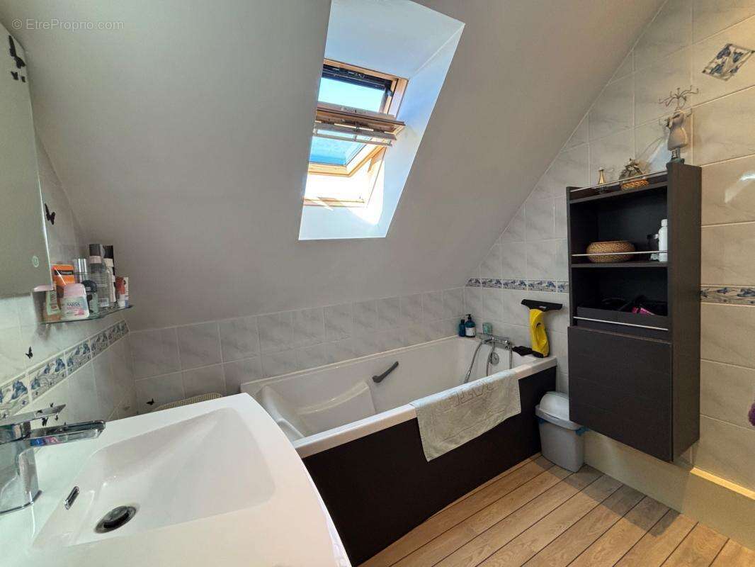 Charmante maison SACQUENVILLE (27), 4 chambres + 1 bureau - Sous offre - non disponible à la vente - - photo 22
