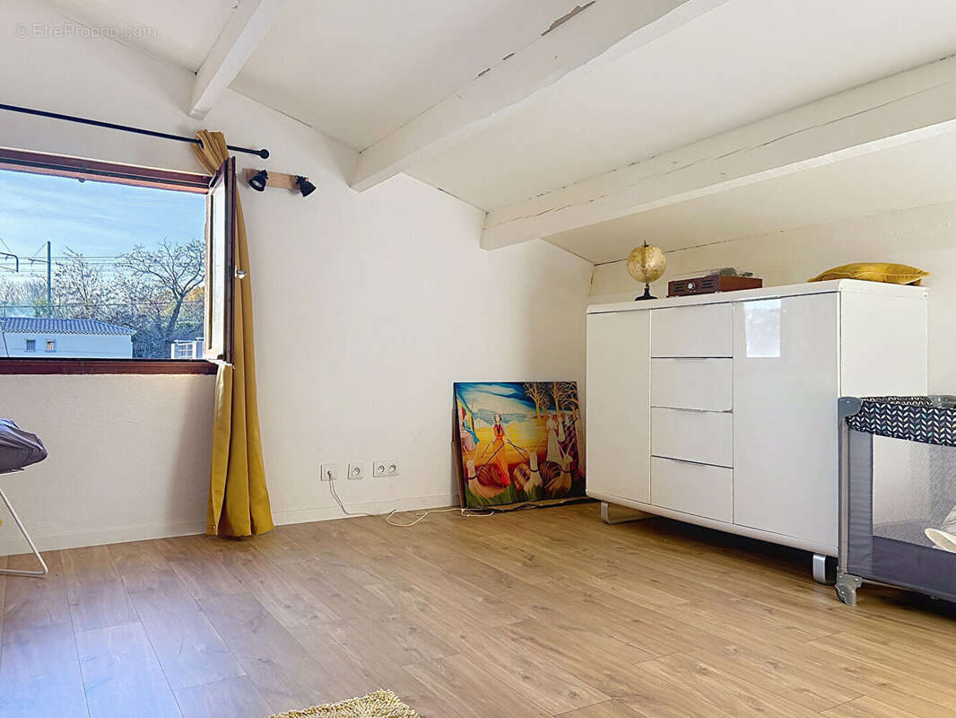 Maison à LES ANGLES