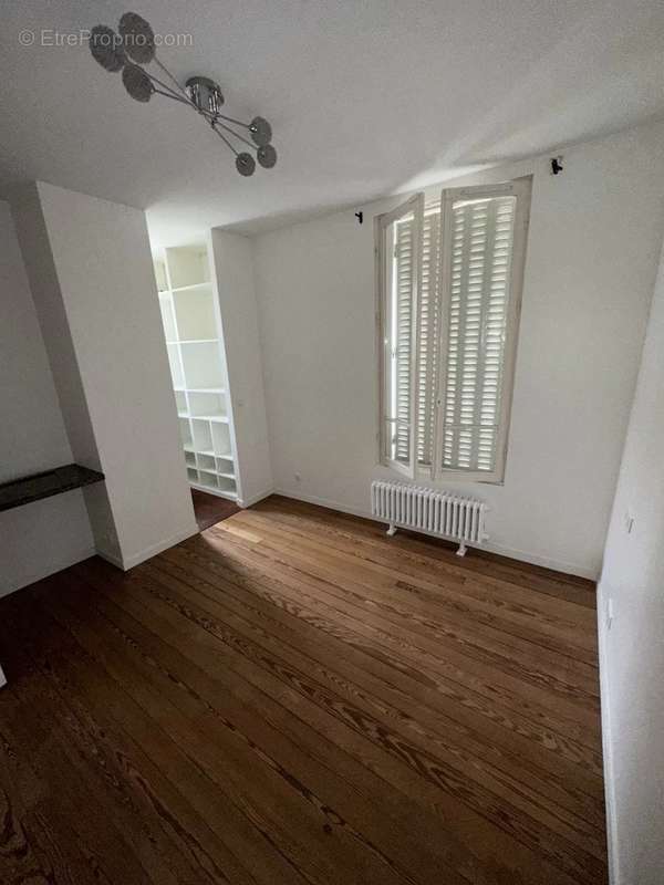 Appartement à ENGHIEN-LES-BAINS