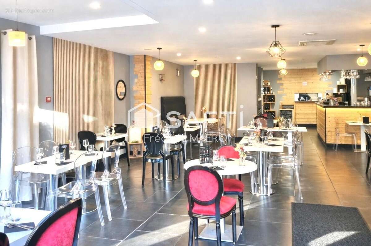 Photo 5 - Commerce à MARSEILLE-9E