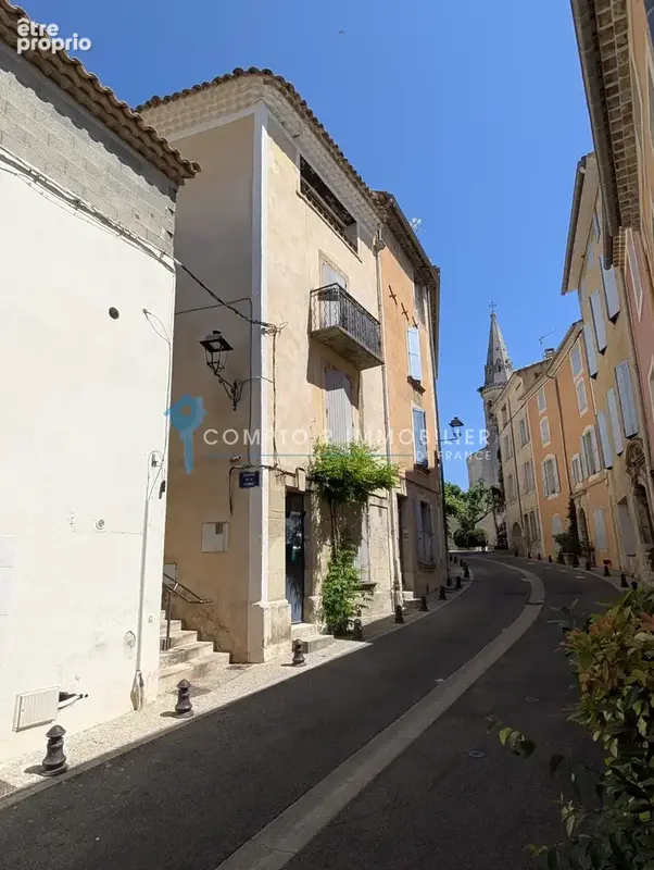 Maison à SAINT-SATURNIN-LES-APT