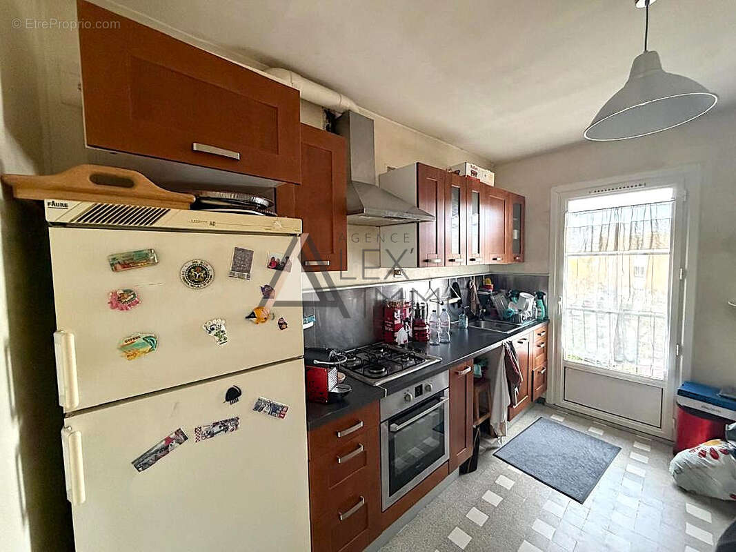 Appartement à MARSEILLE-12E