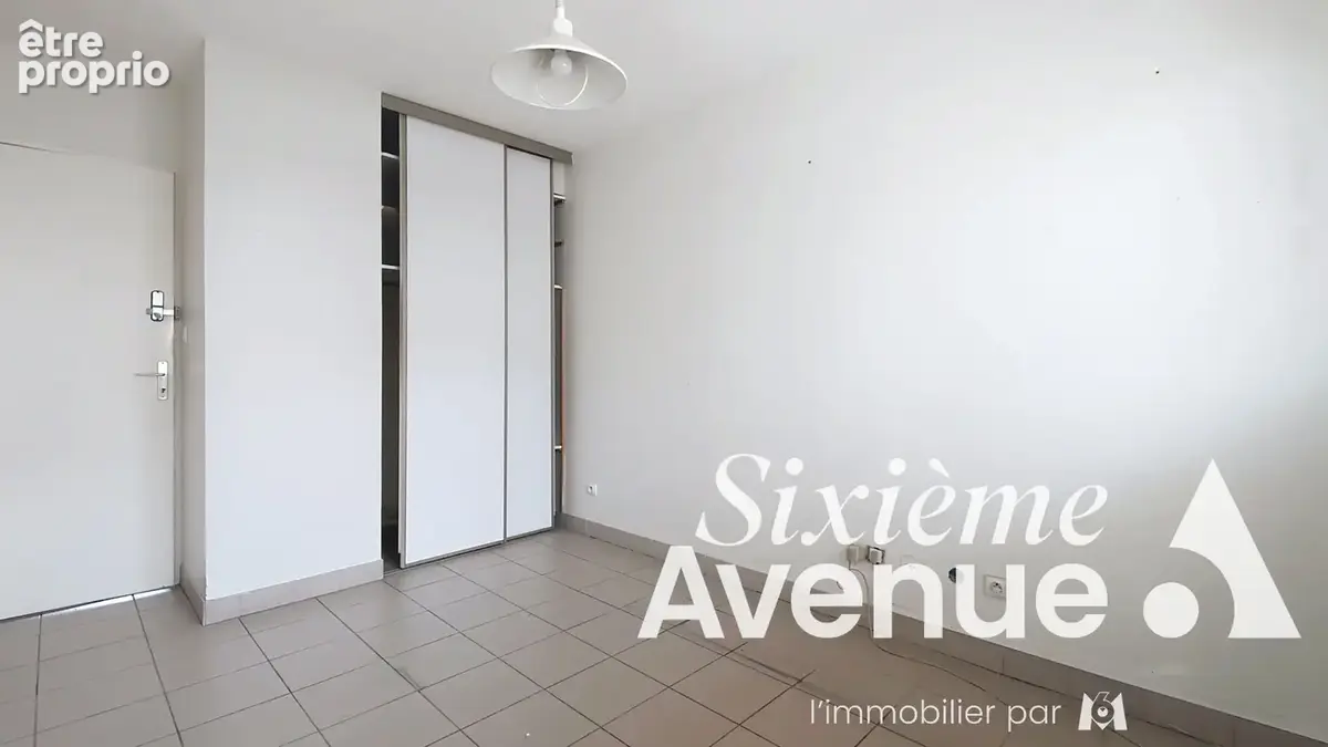 Appartement t6 -hyper-centre -108 m² à prix attractif - photo 8