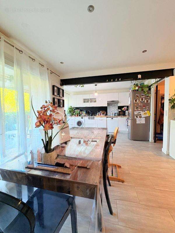 Appartement à VENCE