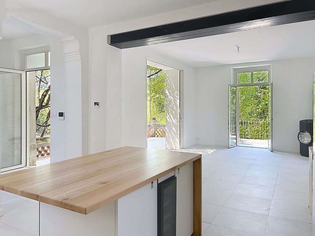 Maison à VILLENEUVE-LES-AVIGNON