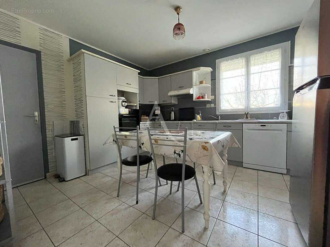 Maison à CHATEAU-RENAULT