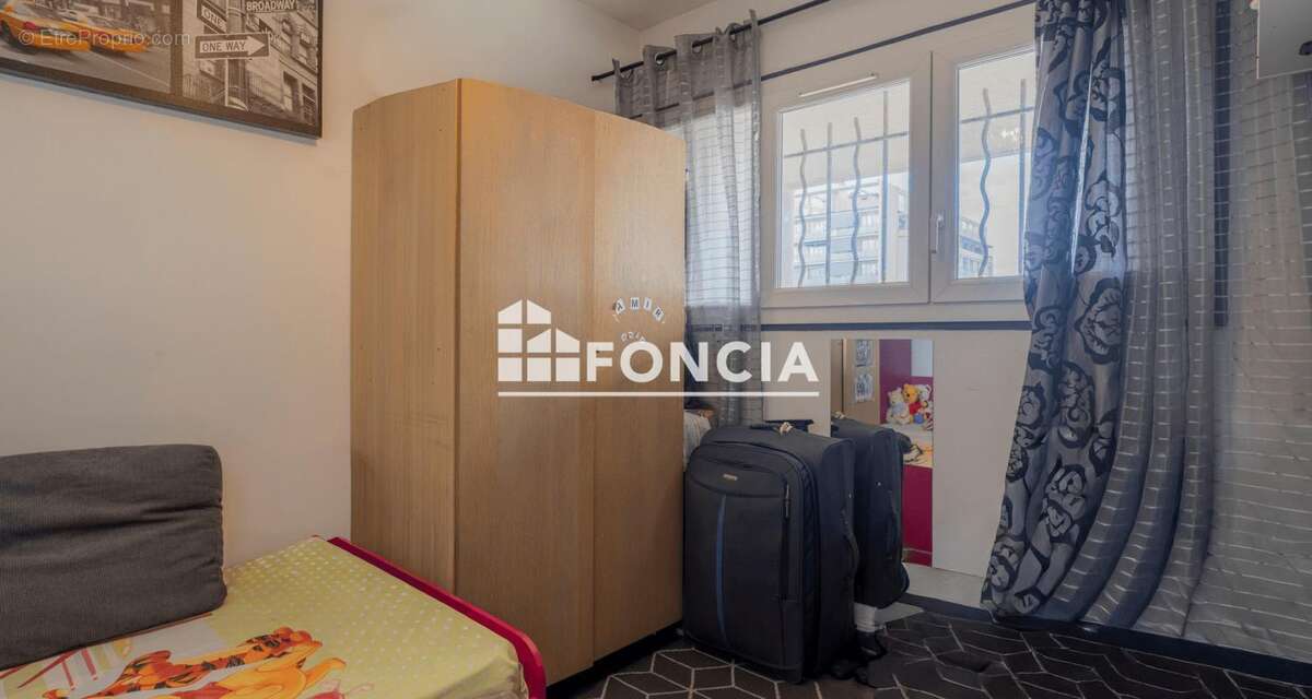 Appartement à MARSEILLE-9E