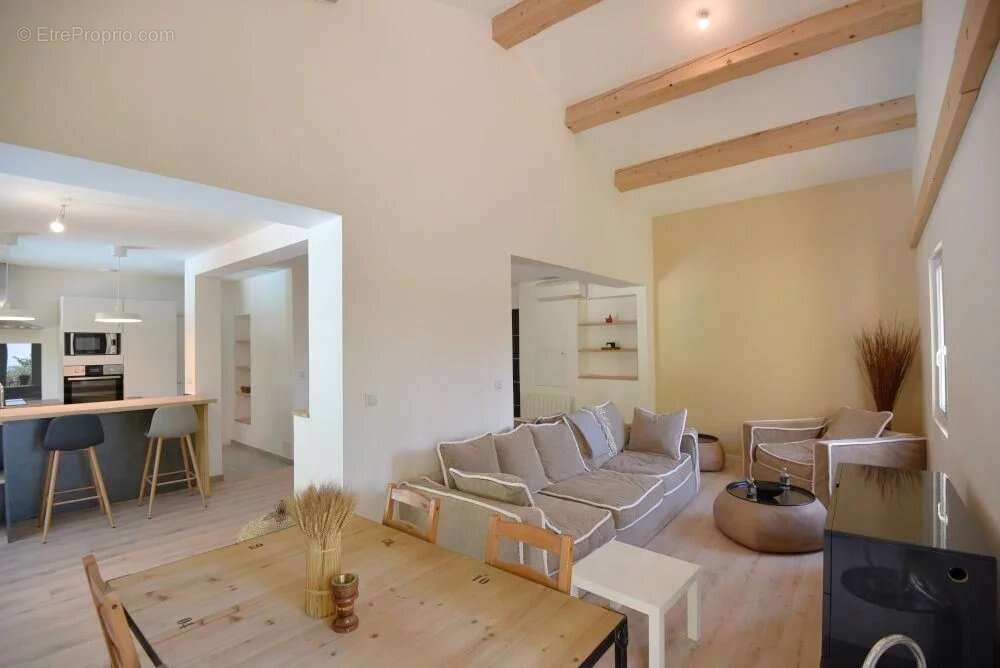 Maison à FAYENCE