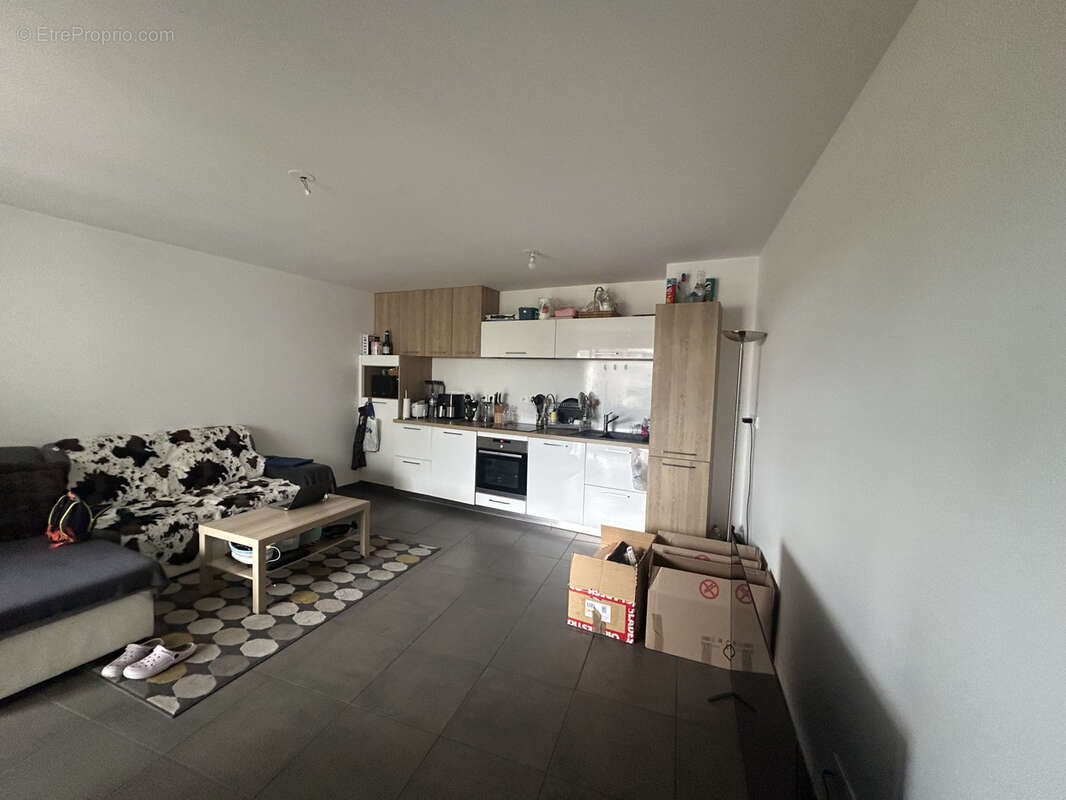 Appartement à VILLE-LA-GRAND
