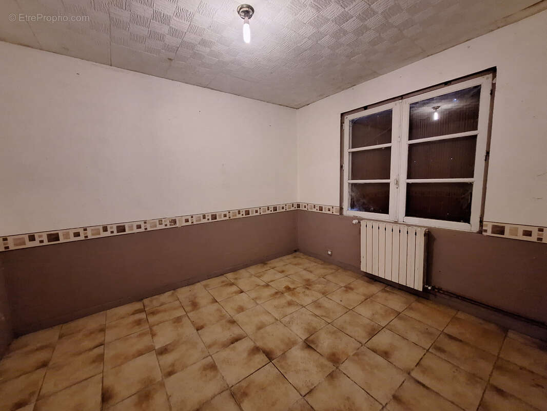 Maison à LA COURONNE