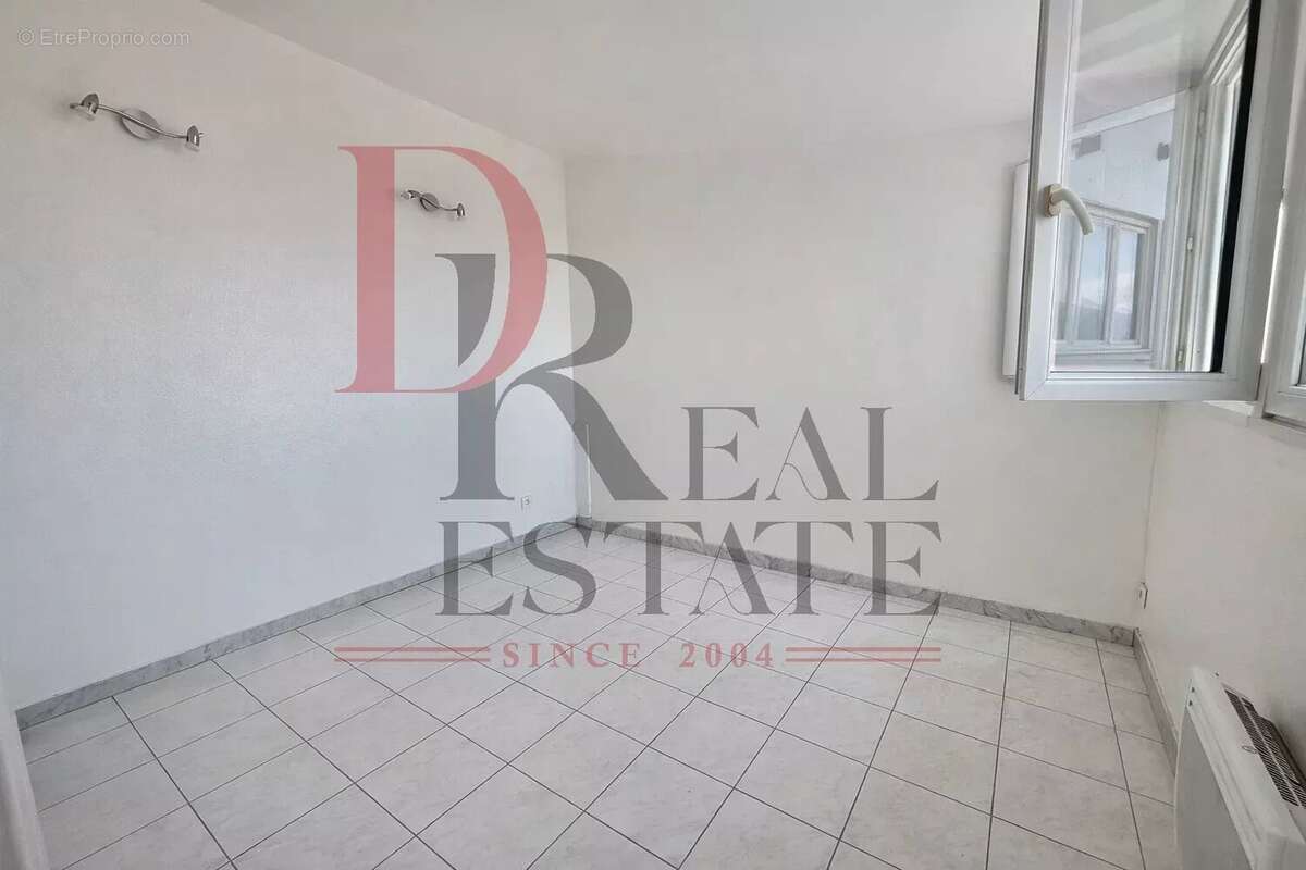 Appartement à ROQUEBRUNE-CAP-MARTIN