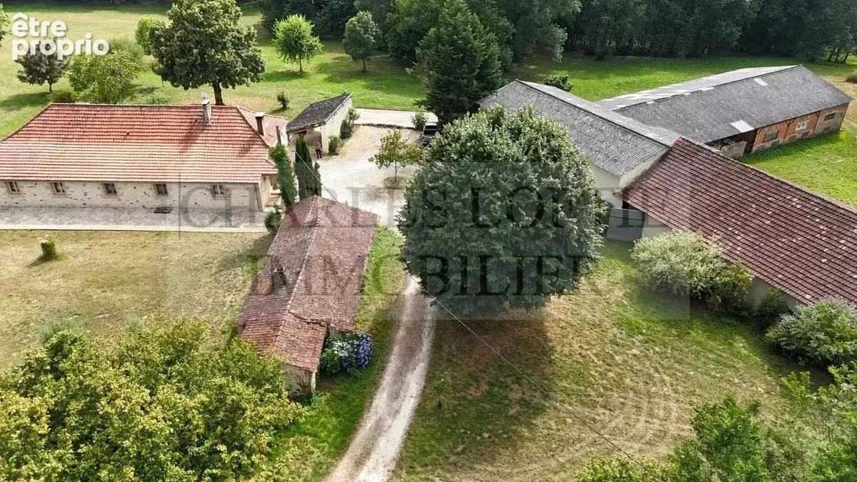 Une propriété de caractère au cœur de 20ha en Périgord Noir - photo 4