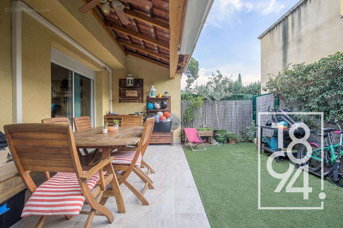 Appartement à MARSEILLE-10E