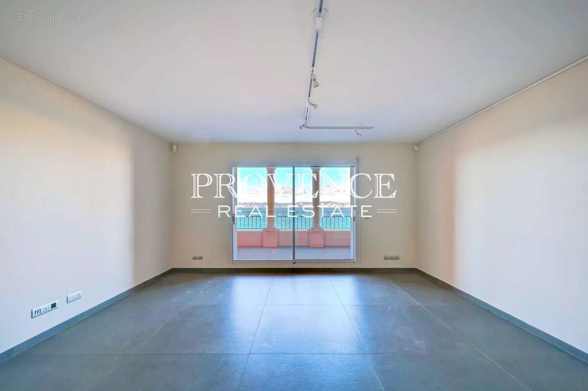 Appartement à MARSEILLE-7E