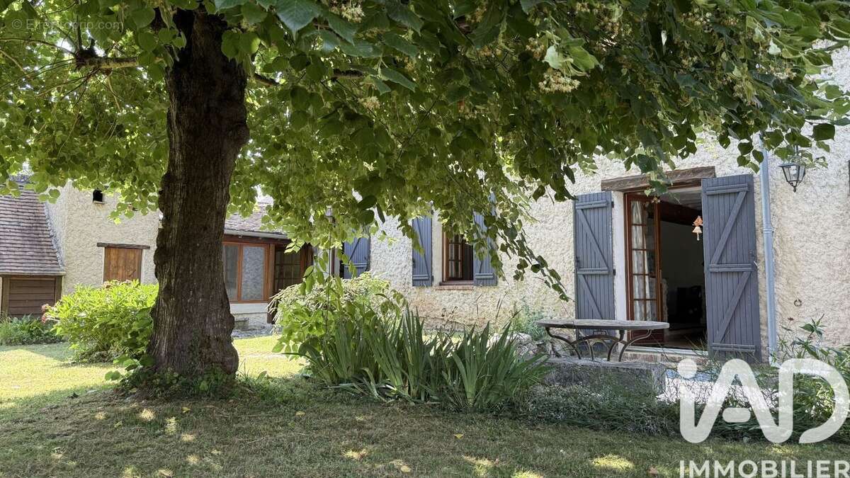 Photo 2 - Maison à SALINS