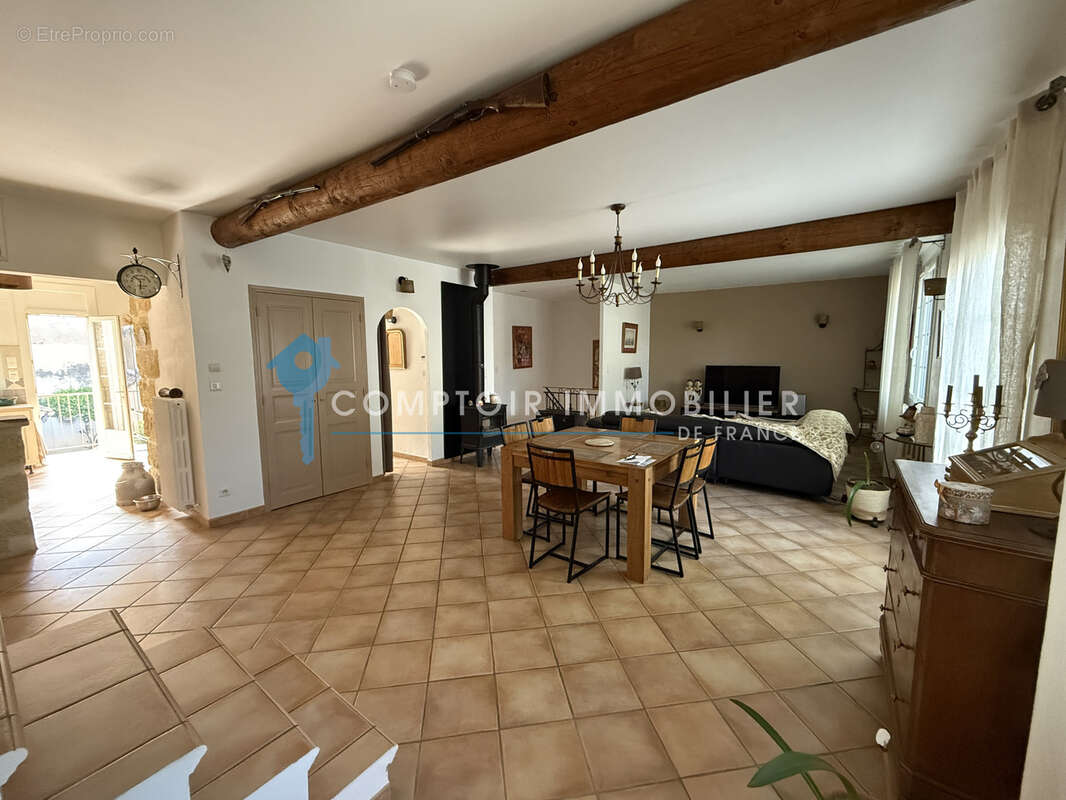 Maison à VAUVERT