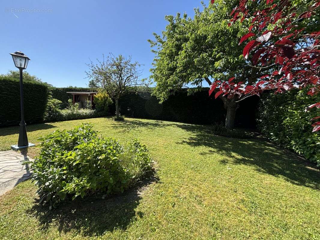 Maison à PLAISIR
