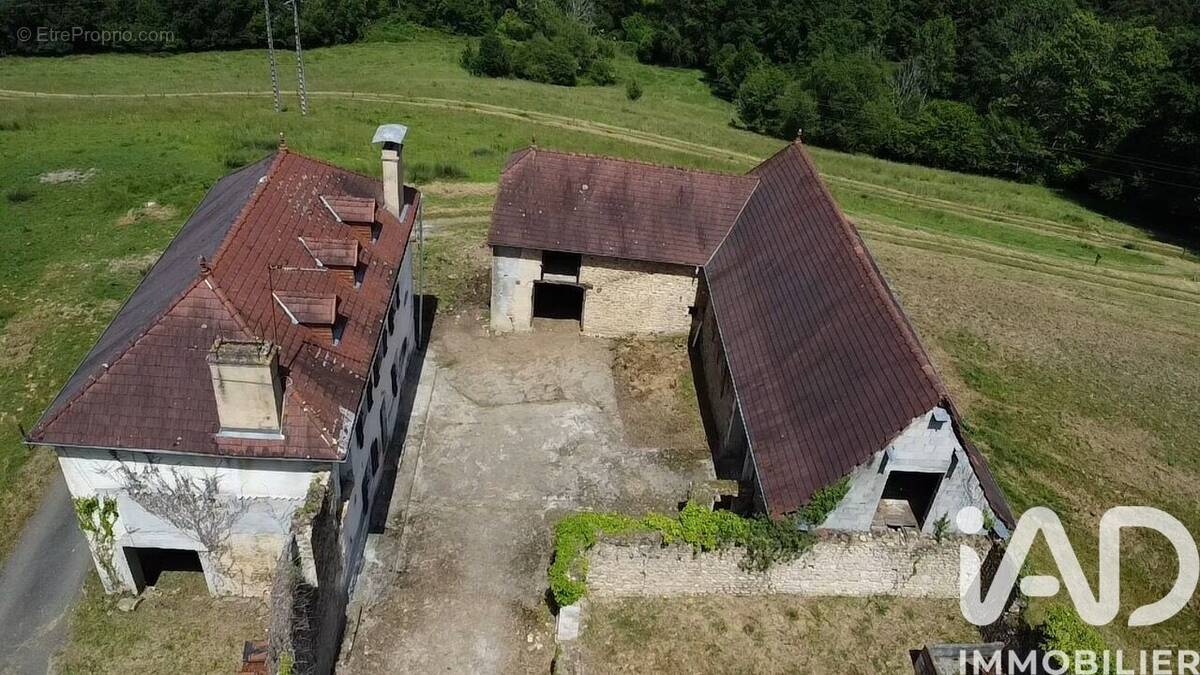 Photo 1 - Maison à AUBERTIN