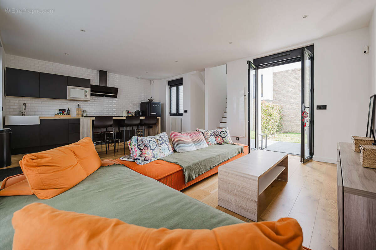 Maison à BRY-SUR-MARNE