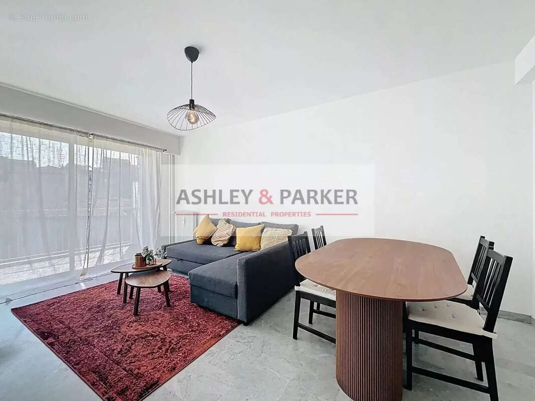 Appartement à CAGNES-SUR-MER