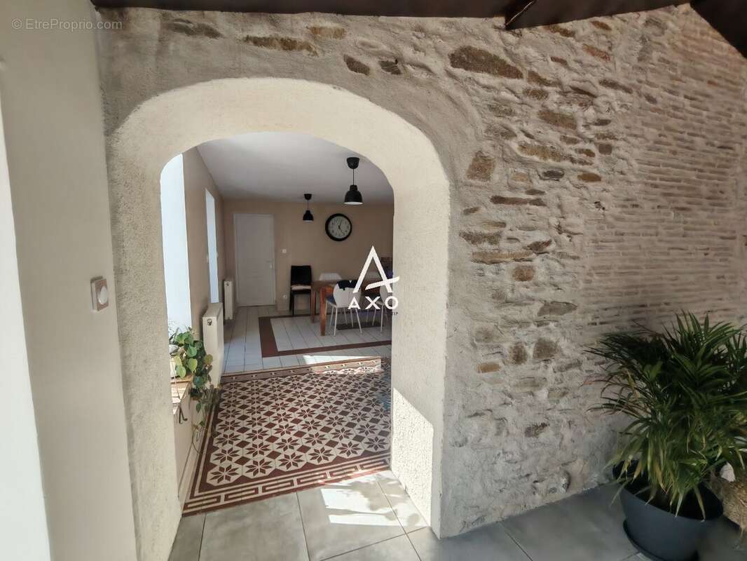 Maison à LE LANDREAU