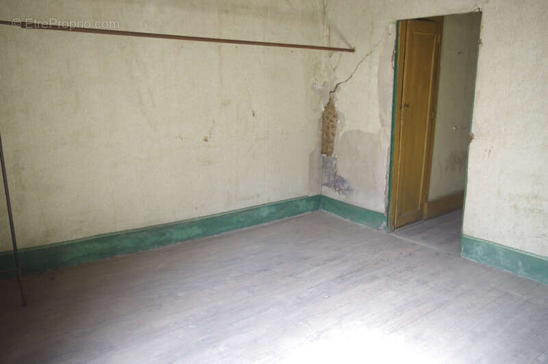 Maison à VIC-FEZENSAC