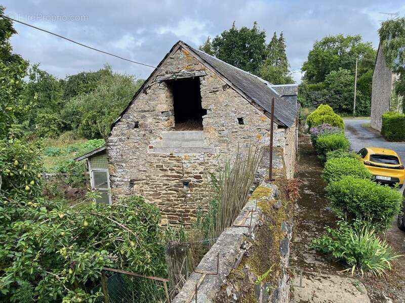 Maison à AUNAY-SUR-ODON