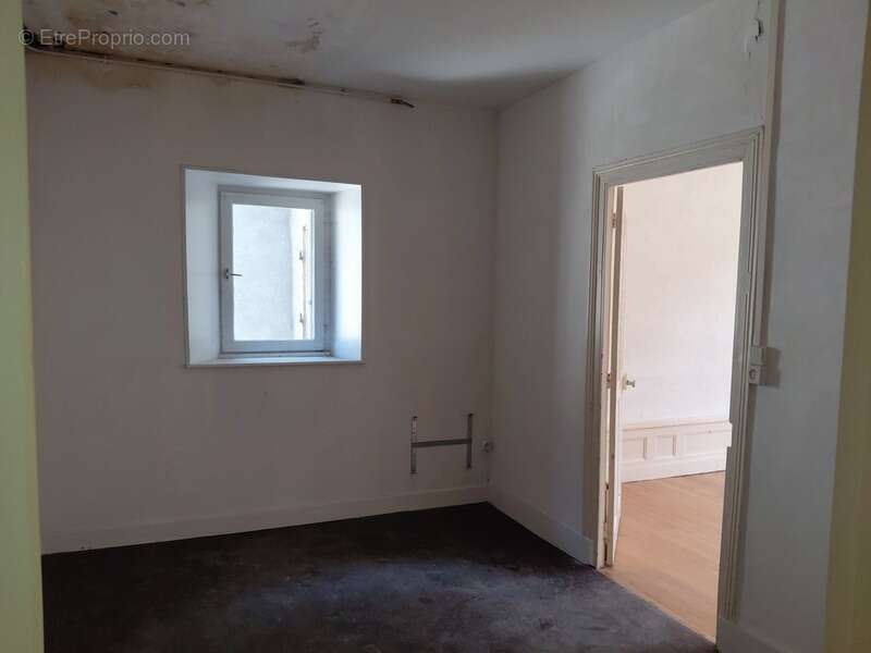Appartement à LAPALISSE