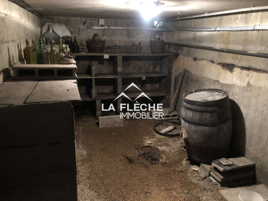 Maison à LA CHAPELLE-D'ALIGNE