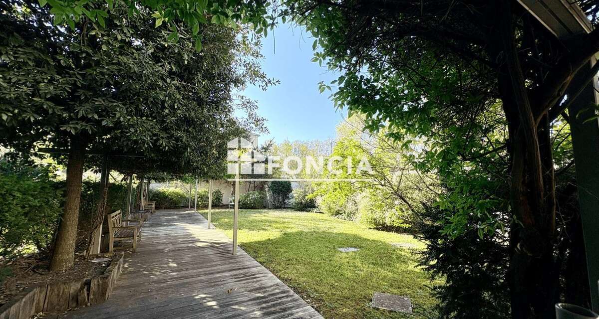 Appartement à LYON-4E