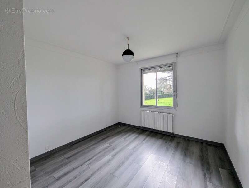 Maison plain-pied 140,5 m² - BRETIGNOLLES (79) - photo 5