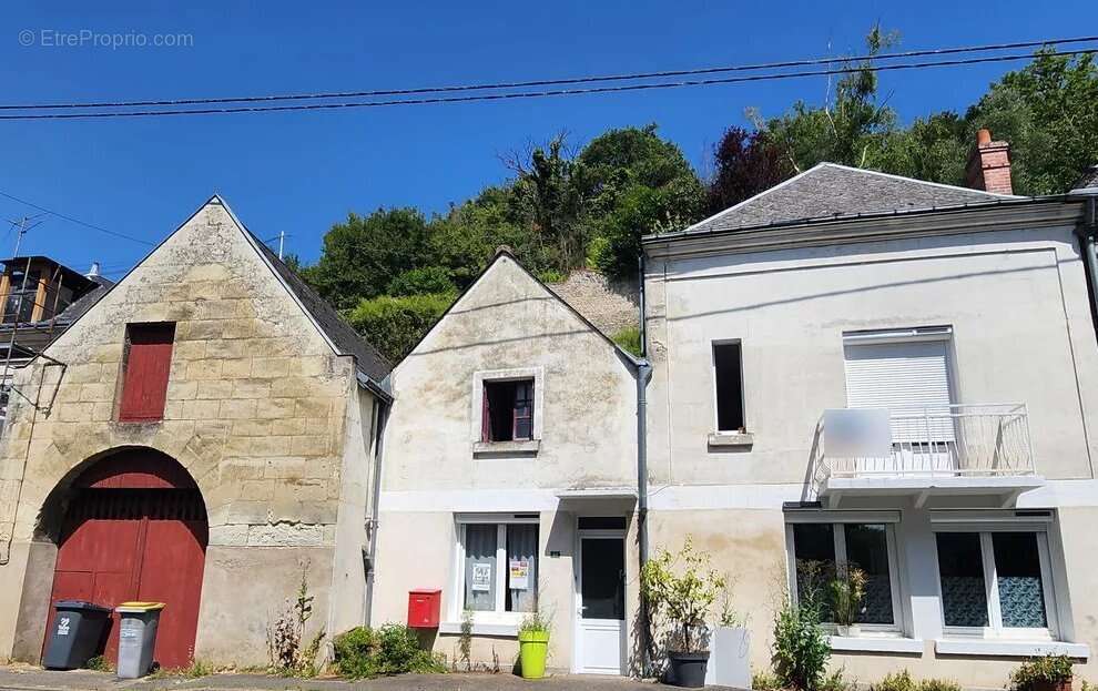 Maison à SAINT-ETIENNE-DE-CHIGNY