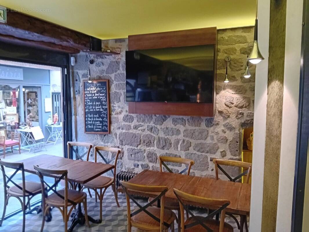 Commerce à AURILLAC