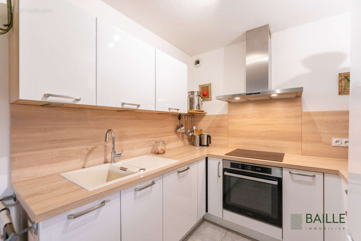 Appartement à SAINT-CYR-SUR-MER