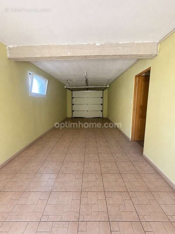 Magnifique maison familiale de 143 m² sur 3797 m² de terrain avec un espace boisé - photo 11