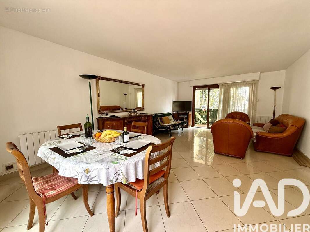 Photo 4 - Appartement à BOIS-COLOMBES