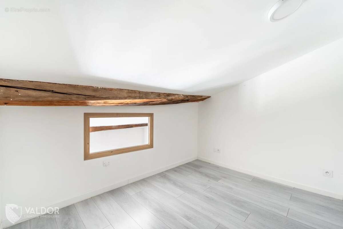 Appartement à THOISSEY