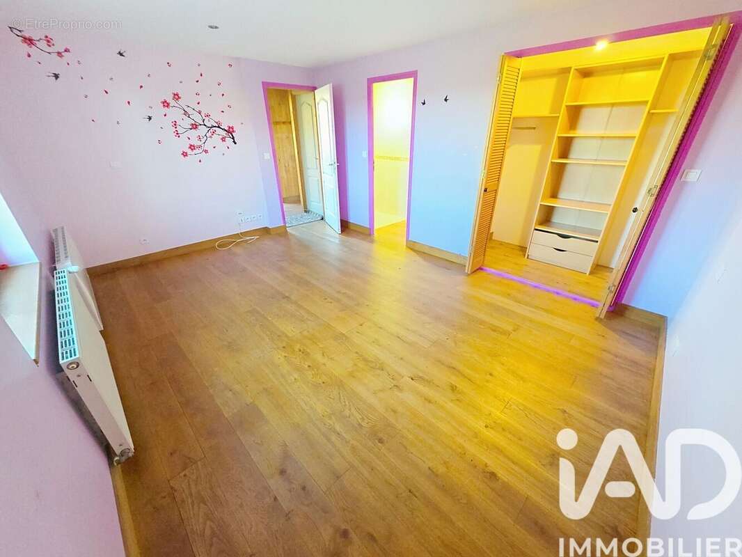 Maison 119 m² à Feuillade  - photo 9