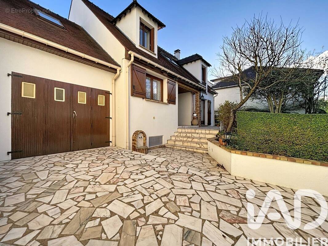 Photo 1 - Maison à EPINAY-SUR-ORGE