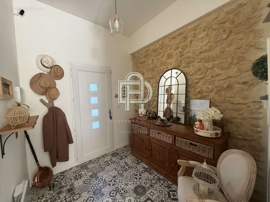 Maison à MOUSSAN