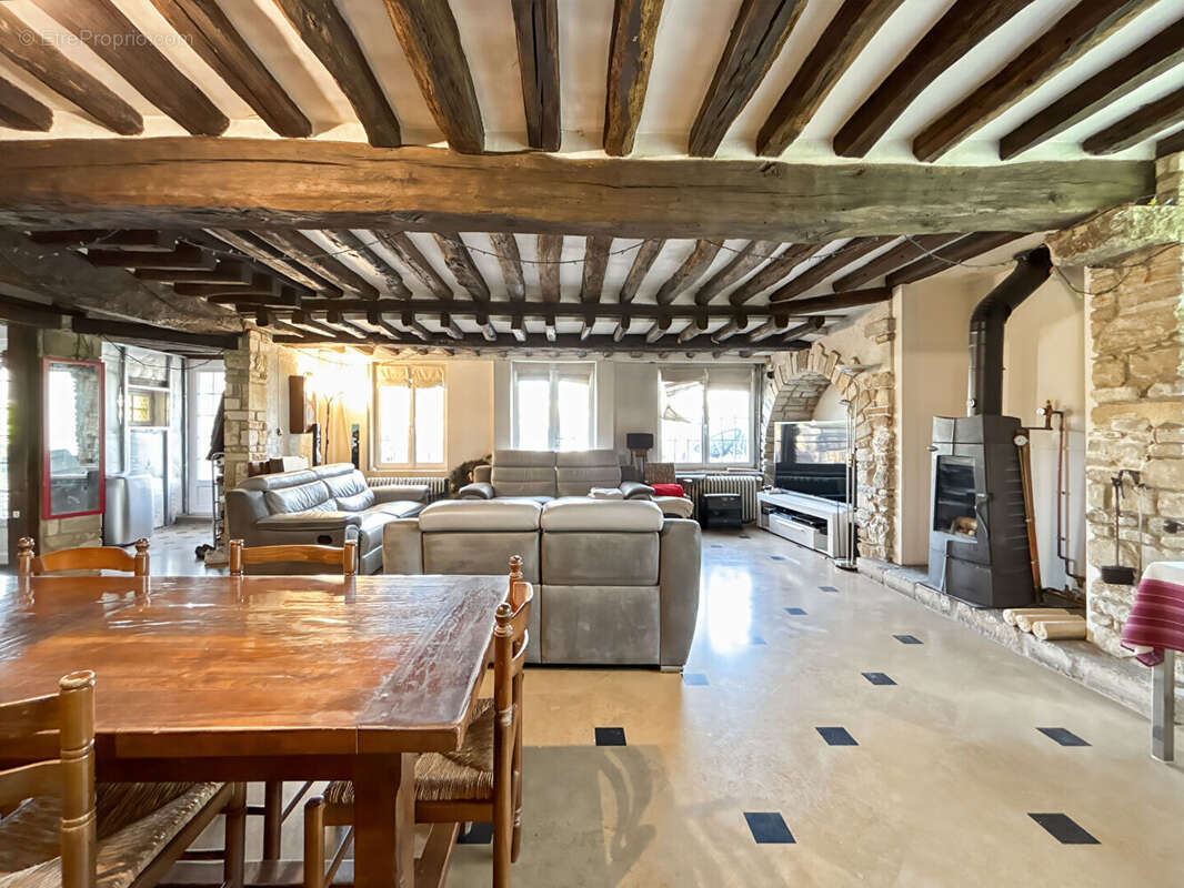 Maison à MANTES-LA-JOLIE