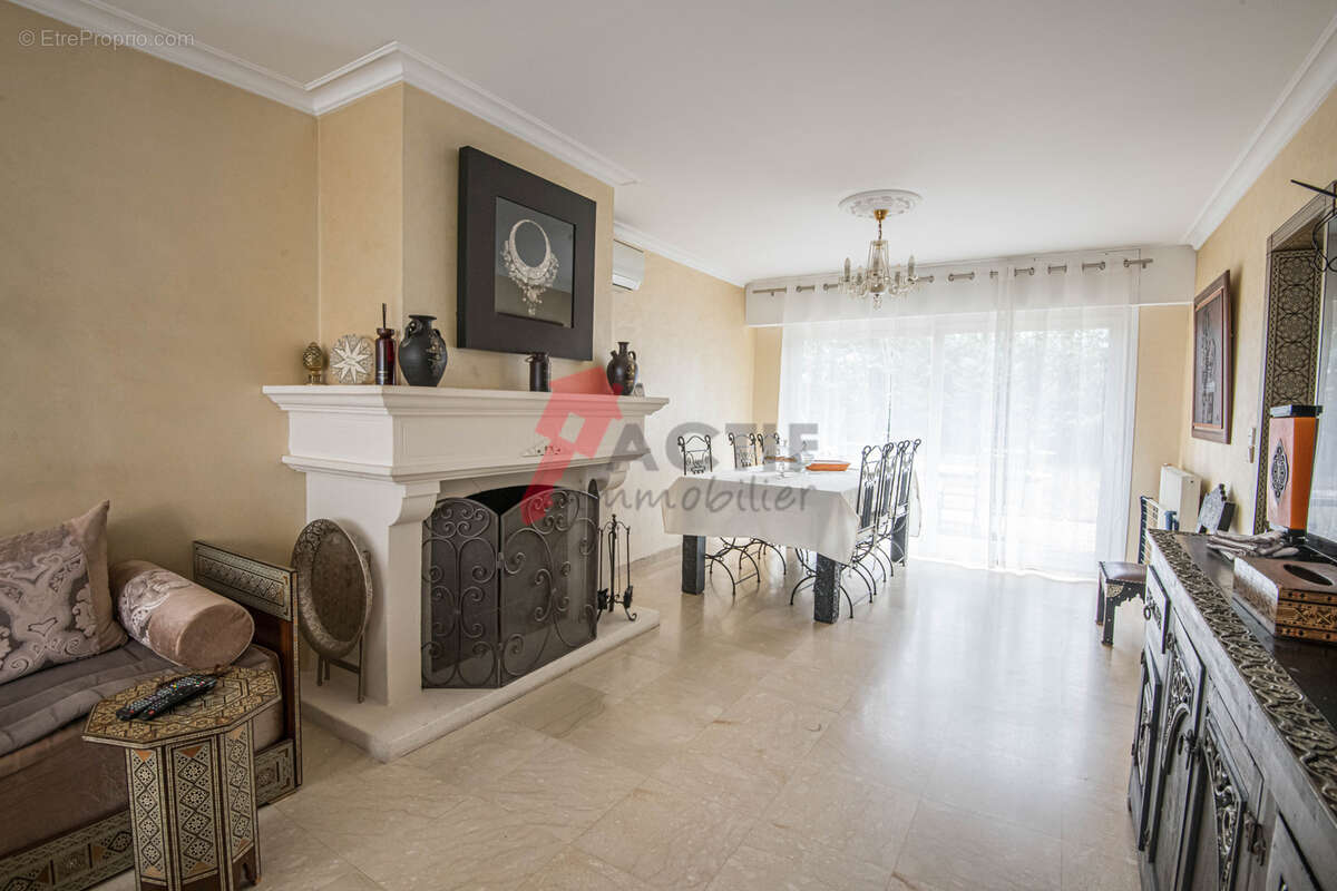 Maison à RIS-ORANGIS