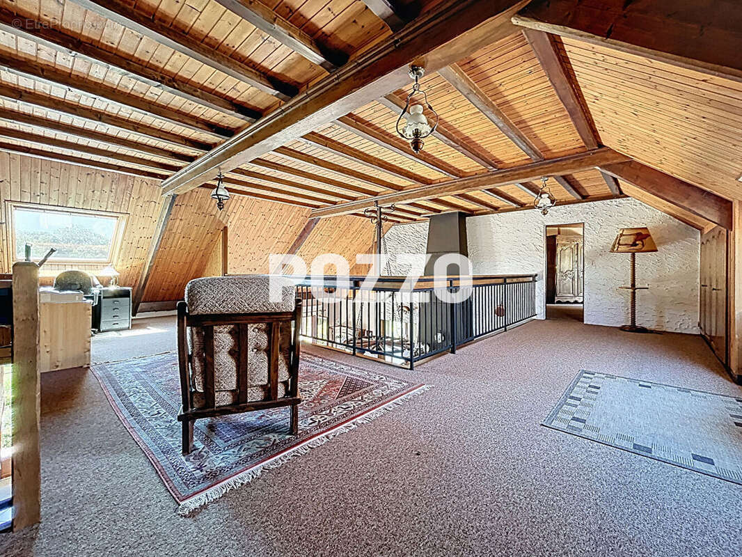 Maison à SAINT-JEAN-DES-CHAMPS